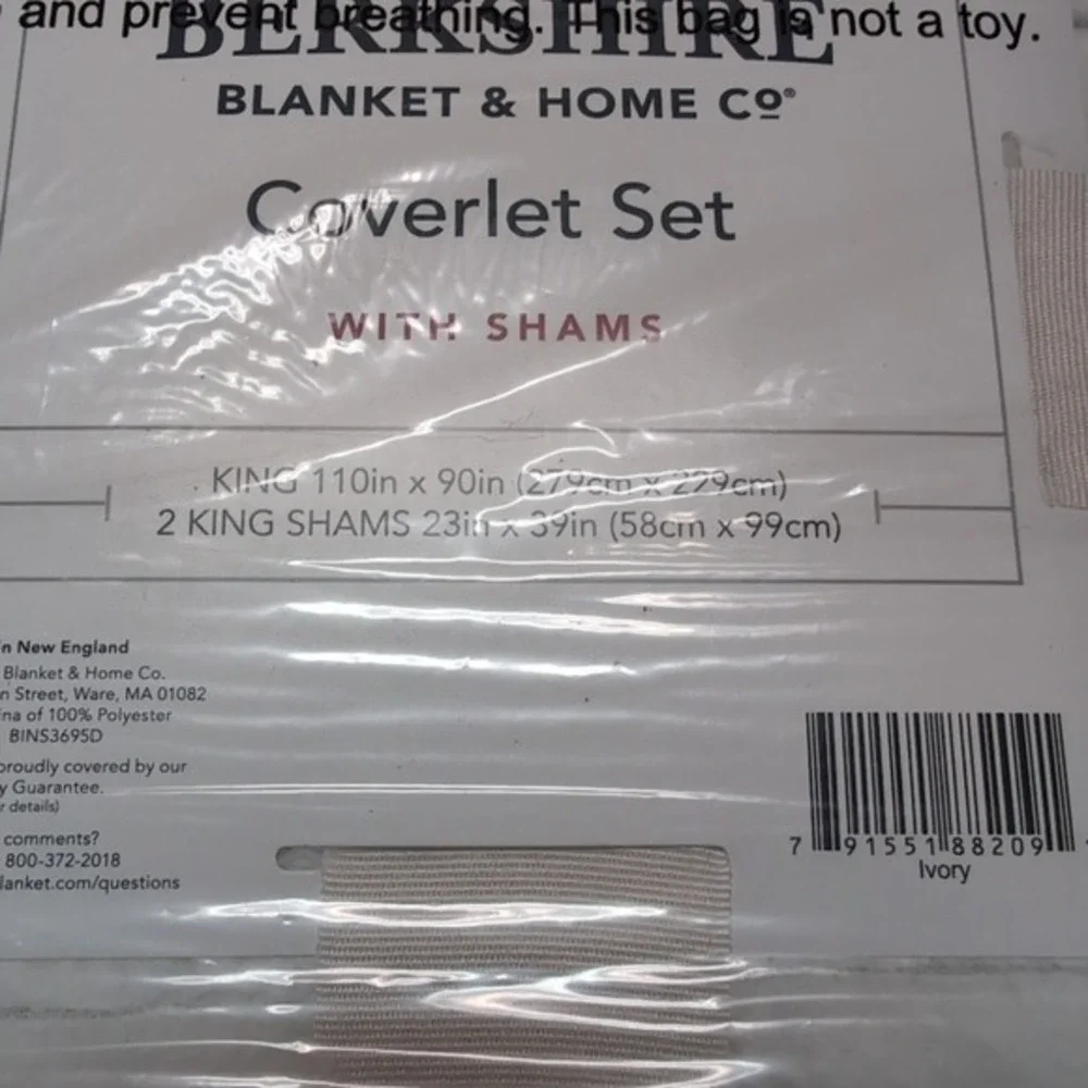 Berkshire Jacquard Fur & Velvetsoft Coverlet Set - King‎ Size Ivory